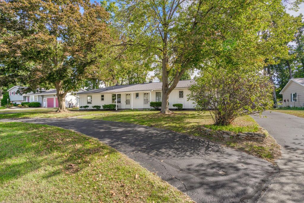 Photo of 7717-7721 Julie Drive Drive, Portage, MI 49024 (MLS # 25050861)