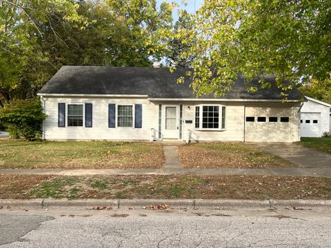 Photo of 501 N Ferry St, Ludington, MI 49431 (MLS # 25053455)