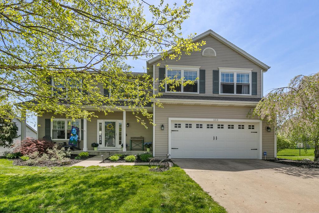 Photo of 6814 Terra Cotta Drive SE, Caledonia, MI 49316 (MLS # 23015355)