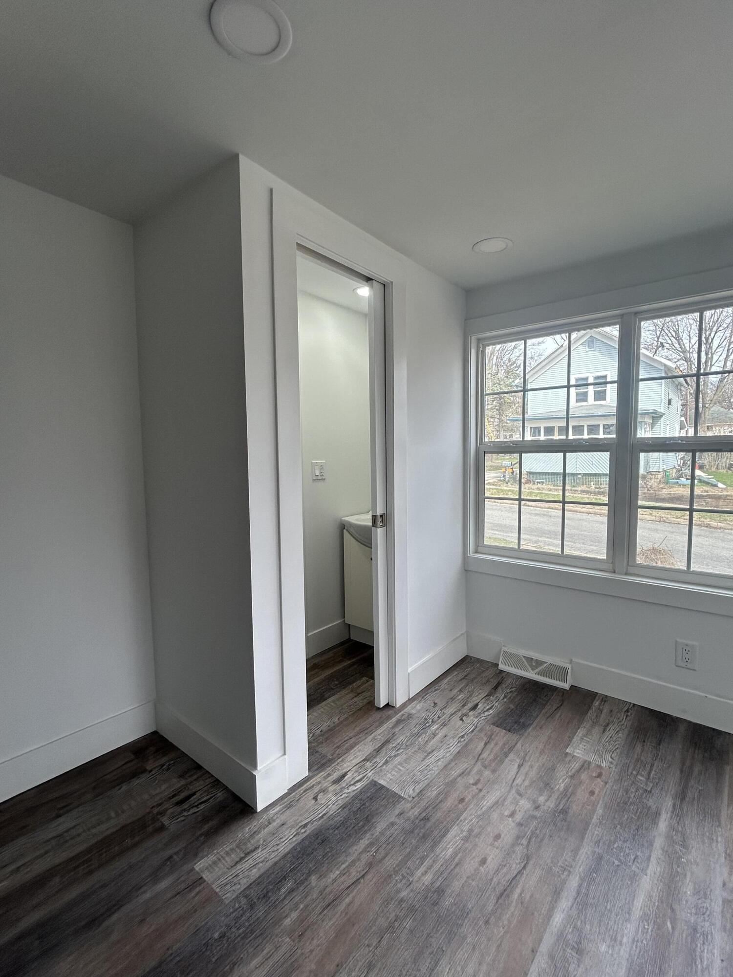 303 W Alexander Street