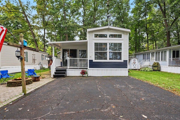 617 DOCKSIDE LN, COLDWATER, MI 49036 - Image af7cb8a9794aed78186674700a69c9b2/124523127