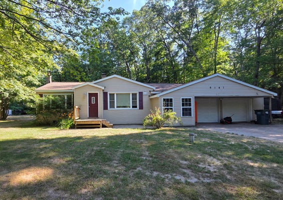 6141 BELL RD, WHITEHALL, MI 49461 - Image afa4e4224dbedf399cf87feed435e229/2482377558