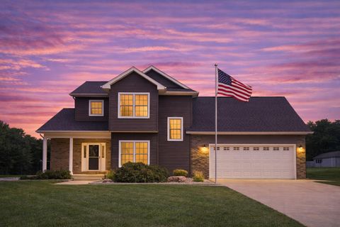 Photo of 155 Hickory Hills, Marshall, MI 49068 (MLS # 26013201)