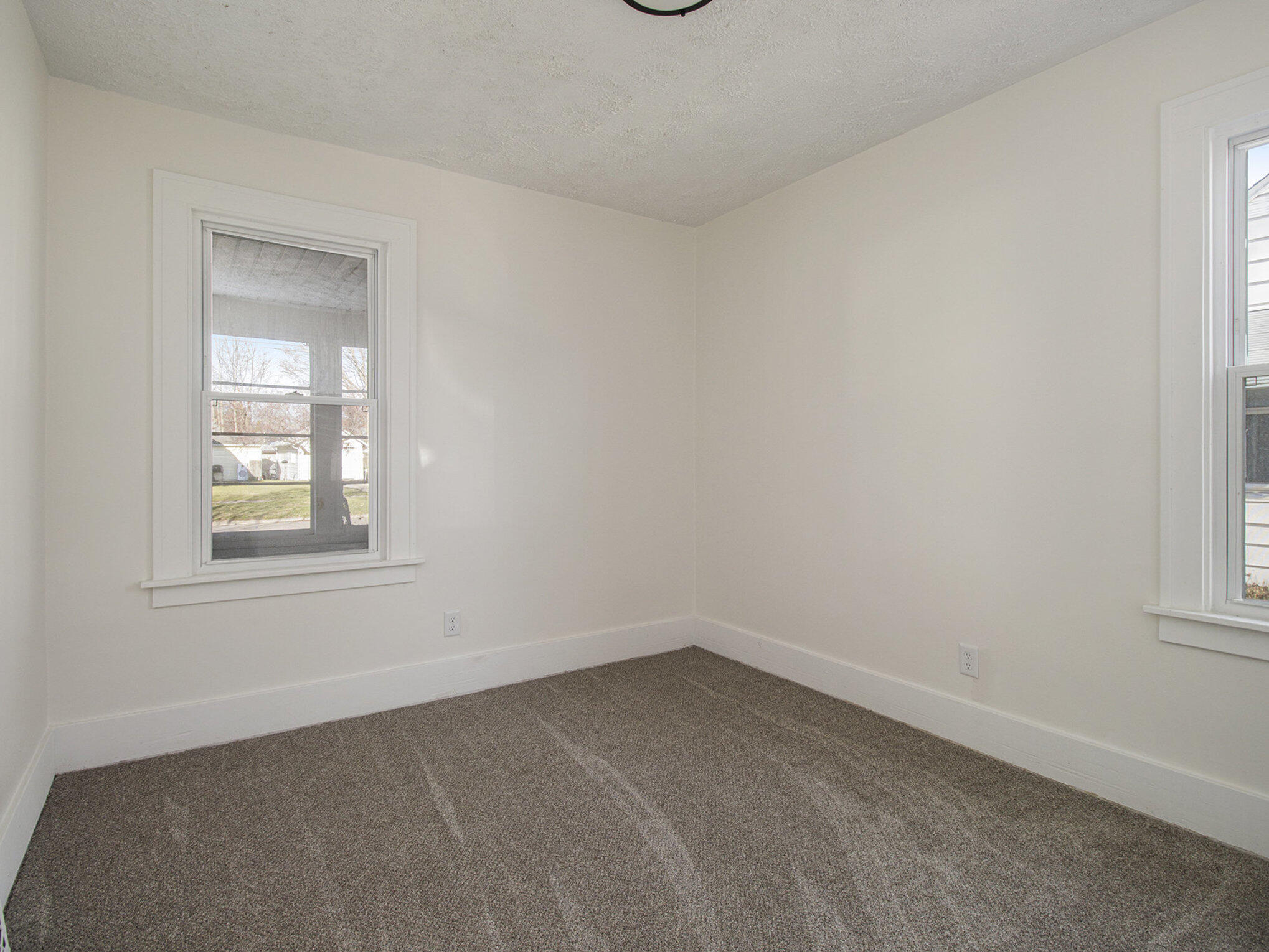 Sturgis, Michigan 49091, United States, 5 Bedrooms Bedrooms, ,1 BathroomBathrooms,Residential,Active,96643