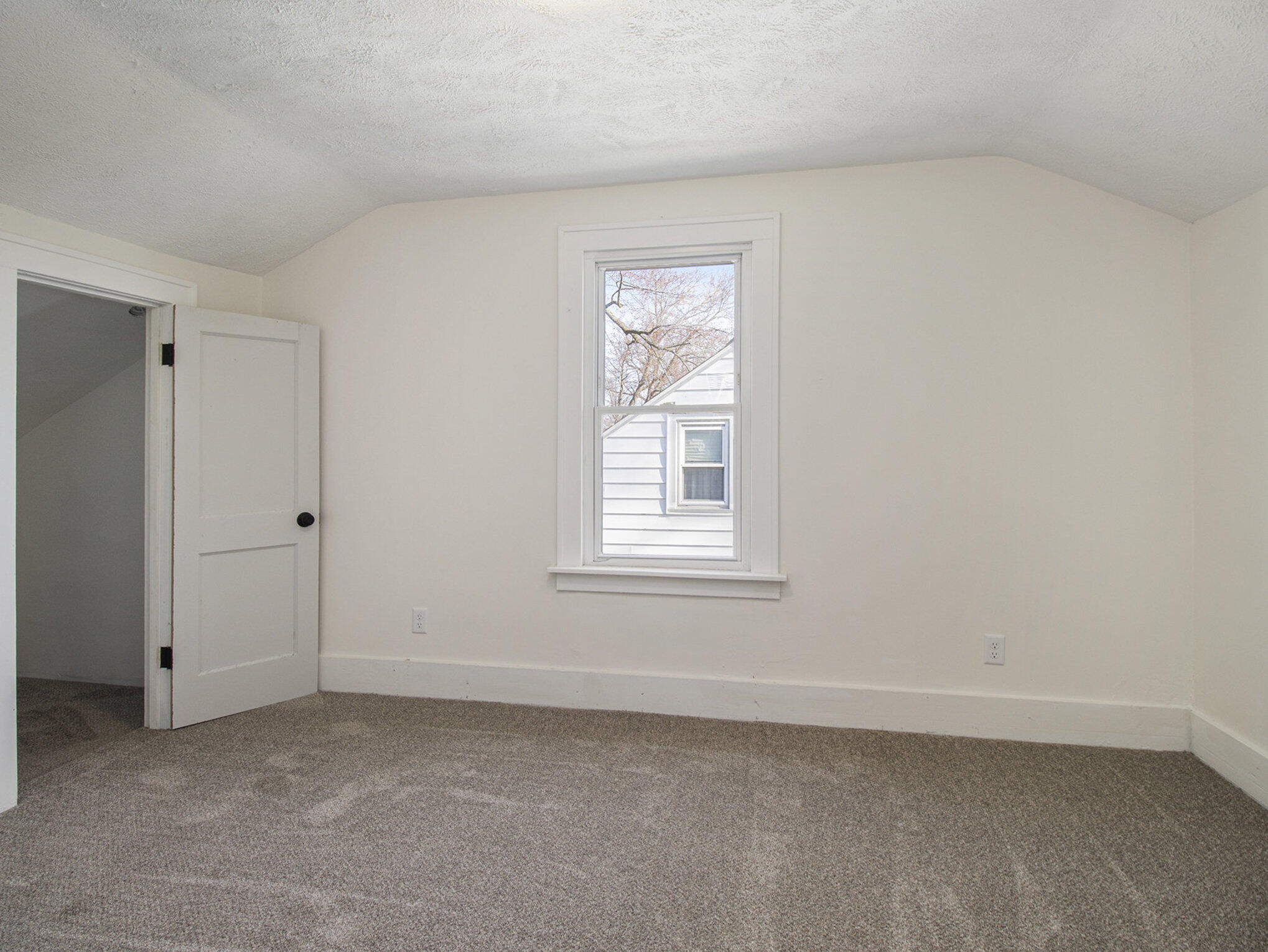 Sturgis, Michigan 49091, United States, 5 Bedrooms Bedrooms, ,1 BathroomBathrooms,Residential,Active,96643