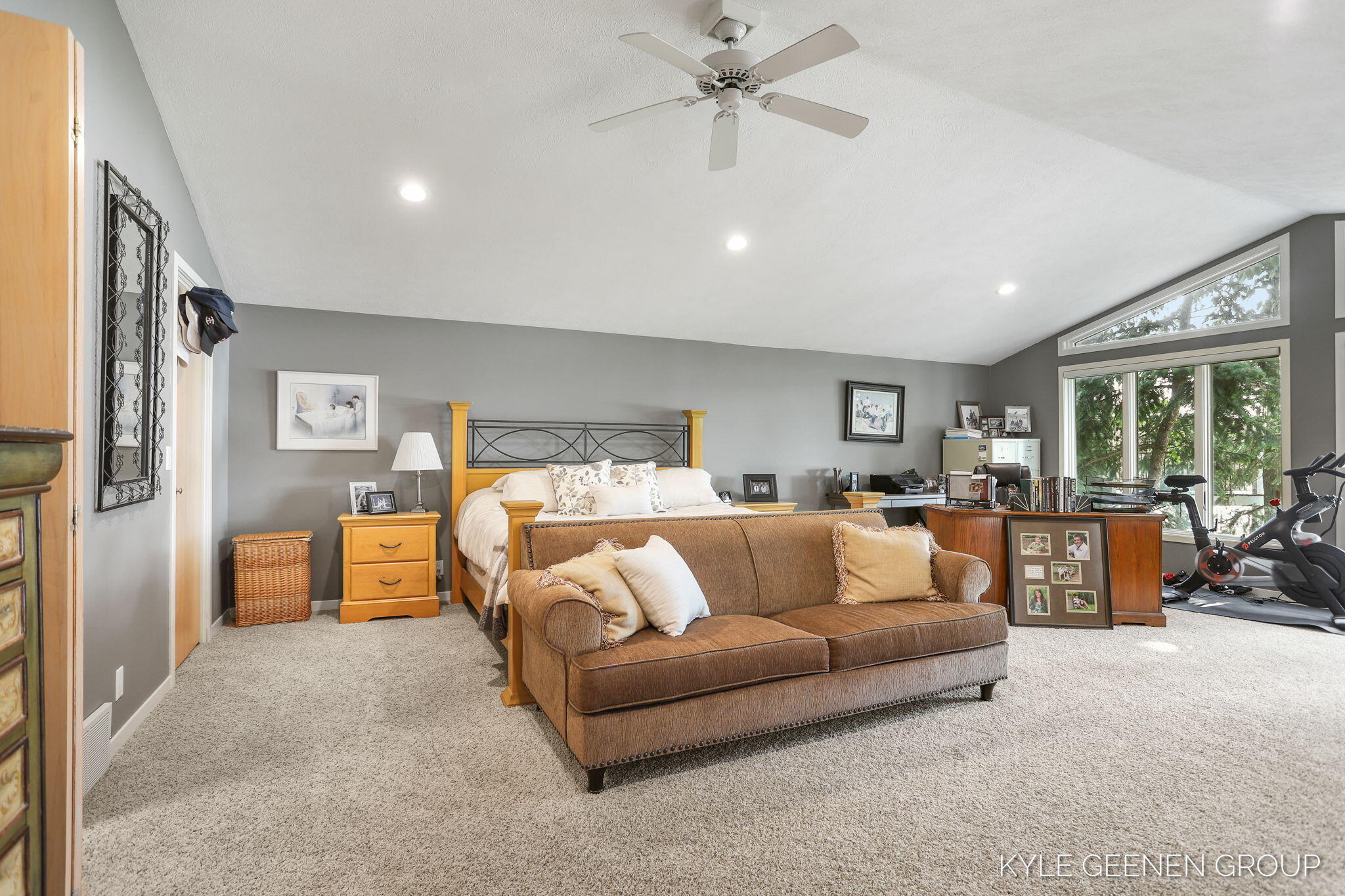945 N Baywood Drive
