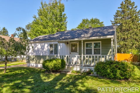 Photo for 1531 Pennoyer Avenue