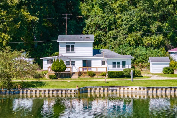 2351 BRISTOL LAKE RD, DOWLING, MI 49050 - Image b060c4e1a205411f746aa7205c8b247c/2758965747