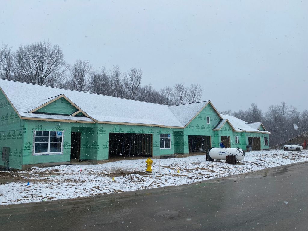 Photo of 2841 W Cobblestone Court SE #17, Grand Rapids, MI 49512 (MLS # 26005811)