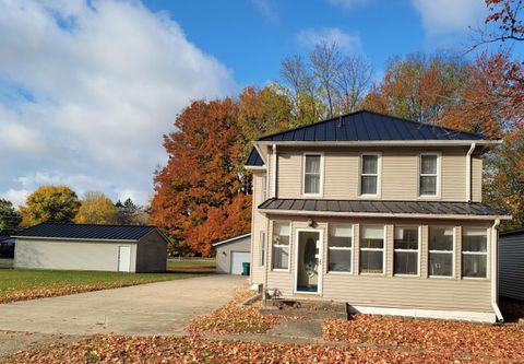 Photo of 210 S State Street, White Pigeon, MI 49099 (MLS # 25056209)