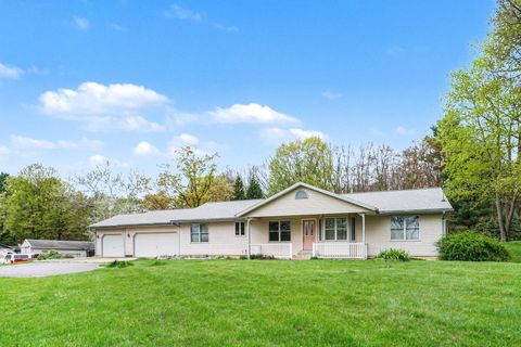 Photo of 170 4th Street, Plainwell, MI 49080 (MLS # 26018961)