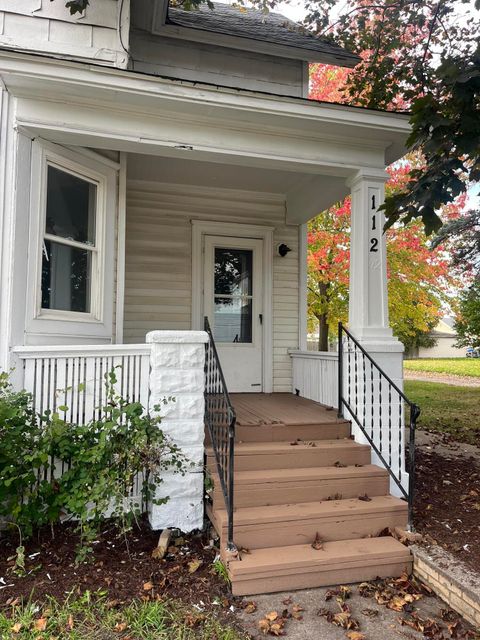 Photo of 112 Hancock Street, Manistee, MI 49660 (MLS # 25053937)
