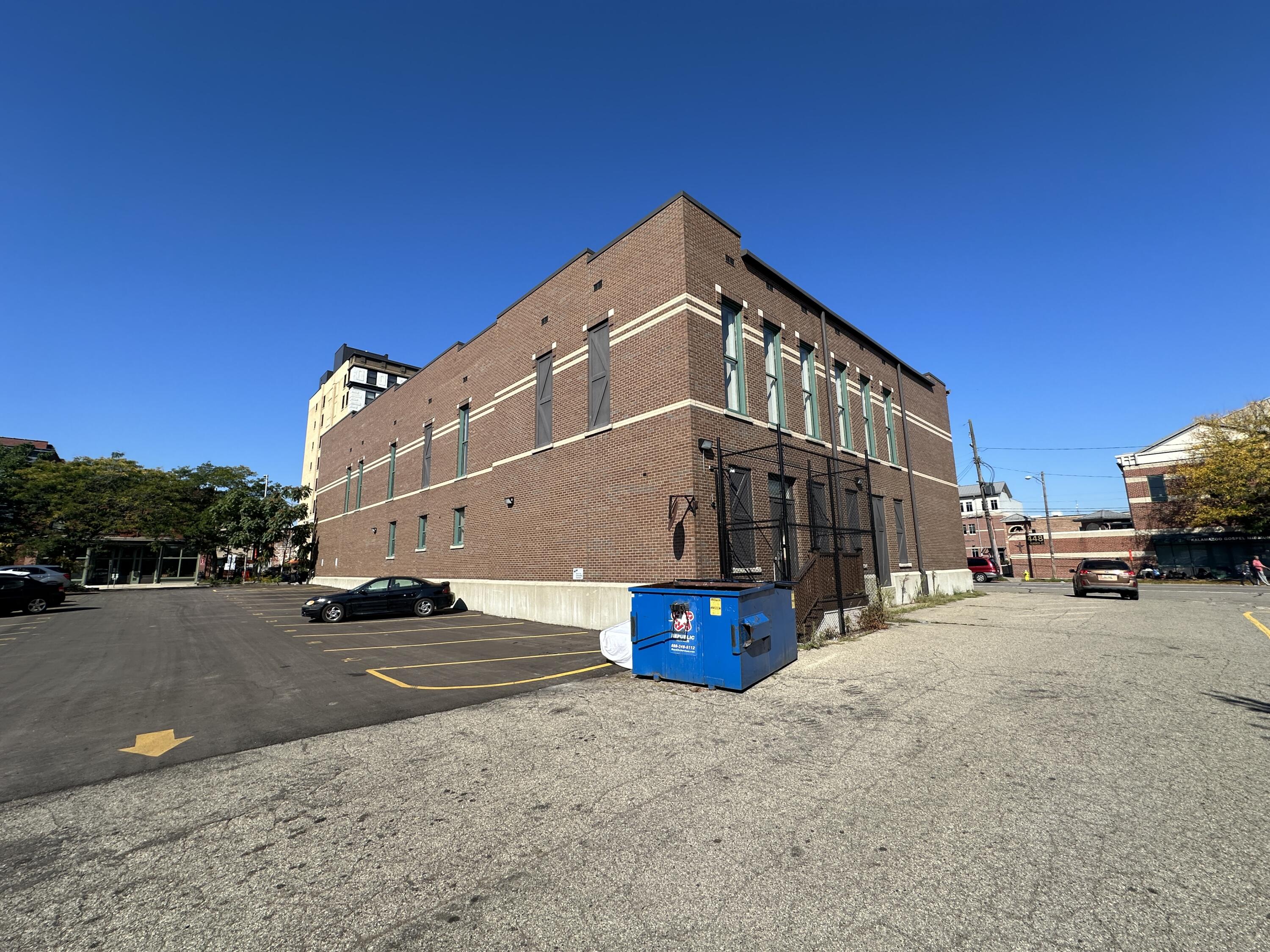 348 N Burdick Street
