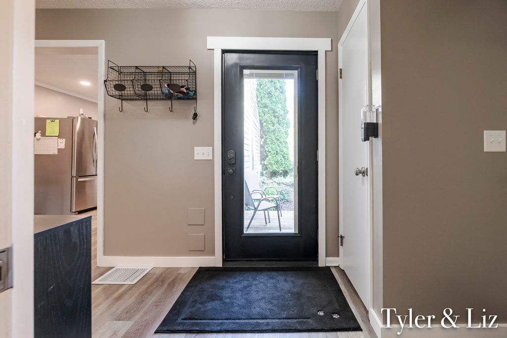 Photo of 490 James Street, Holland, MI 49424 (MLS # 25051138)