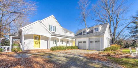 530 Spear Street, Saugatuck, MI 49453 - MLS#: 25015870