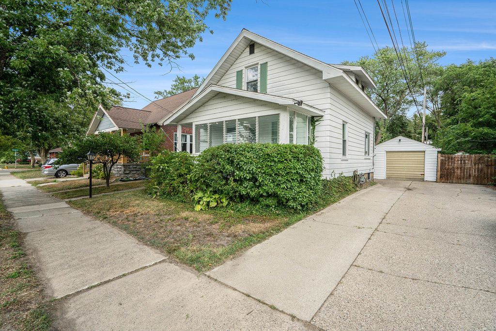 Photo of 463 Harrison Avenue, Holland, MI 49423 (MLS # 25039651)