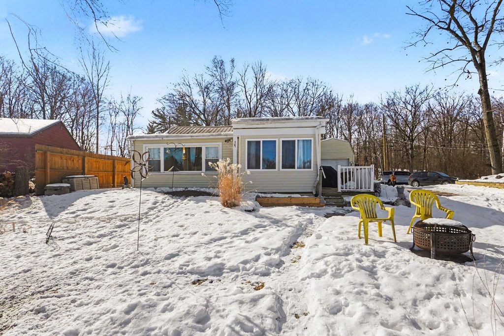Photo of 761 S Coolidge Drive, Six Lakes, MI 48886 (MLS # 26005614)