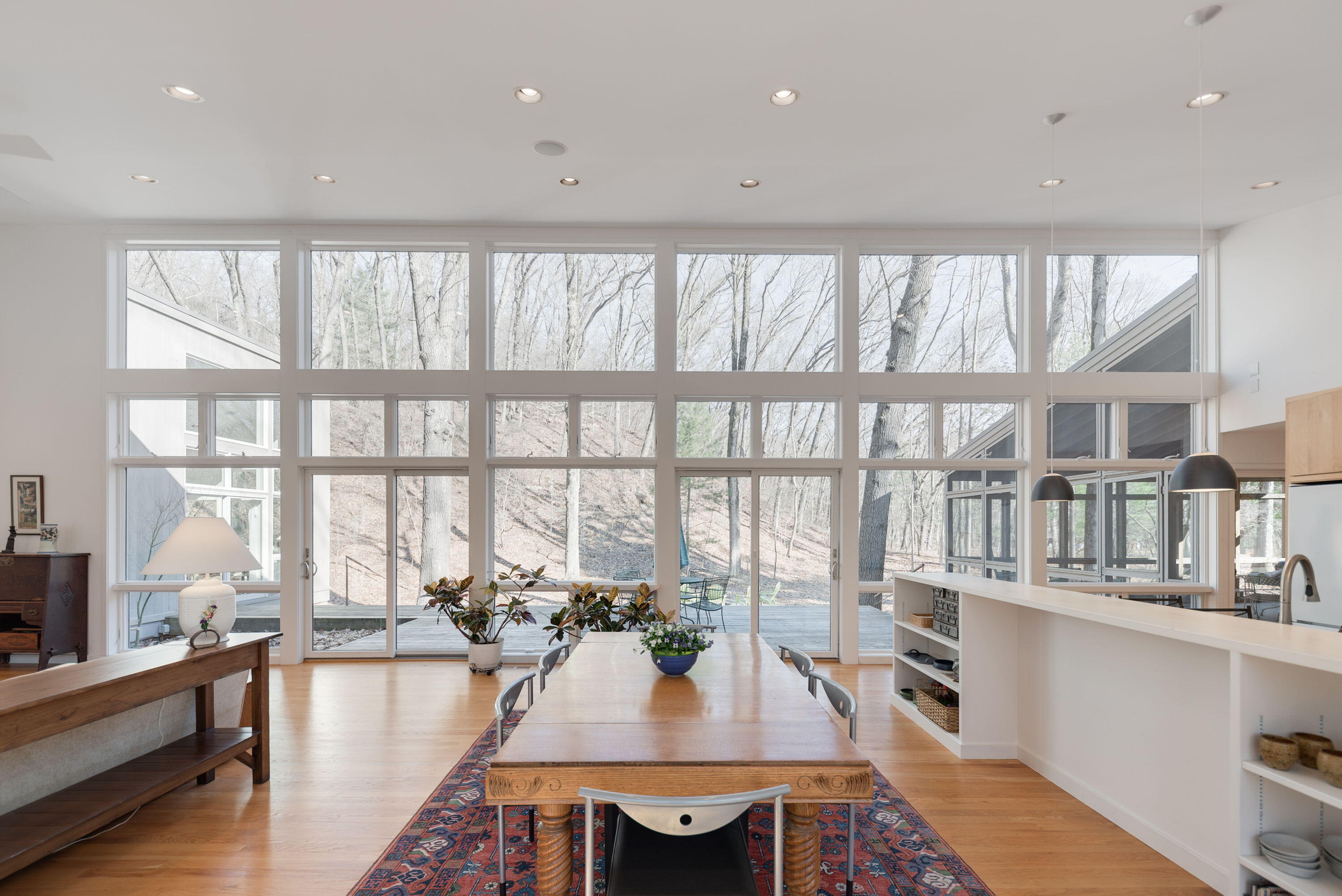 4249 Lake Road