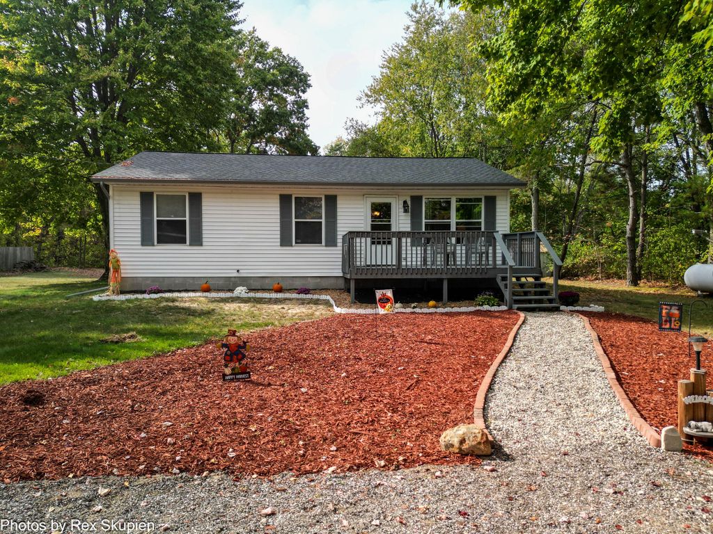 Photo of 3345 Dalson Road, Twin Lake, MI 49457 (MLS # 25050794)