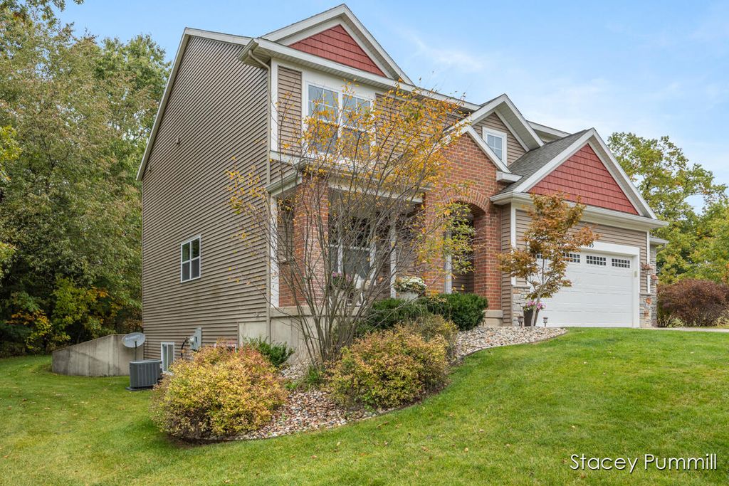 Photo of 4985 Tiamo Lane NE, Rockford, MI 49341 (MLS # 25053274)