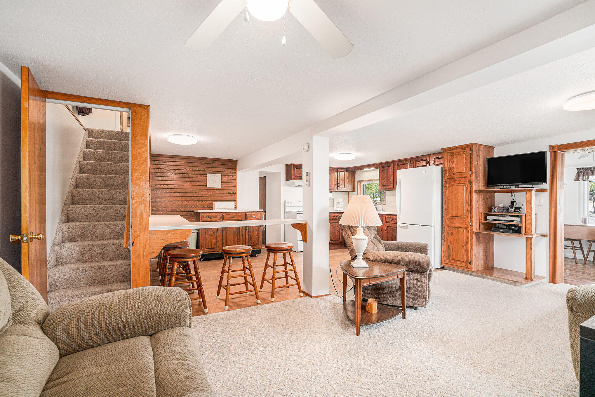 Sturgis, Michigan 49091, United States, 4 Bedrooms Bedrooms, ,2 BathroomsBathrooms,Residential,Active,205224