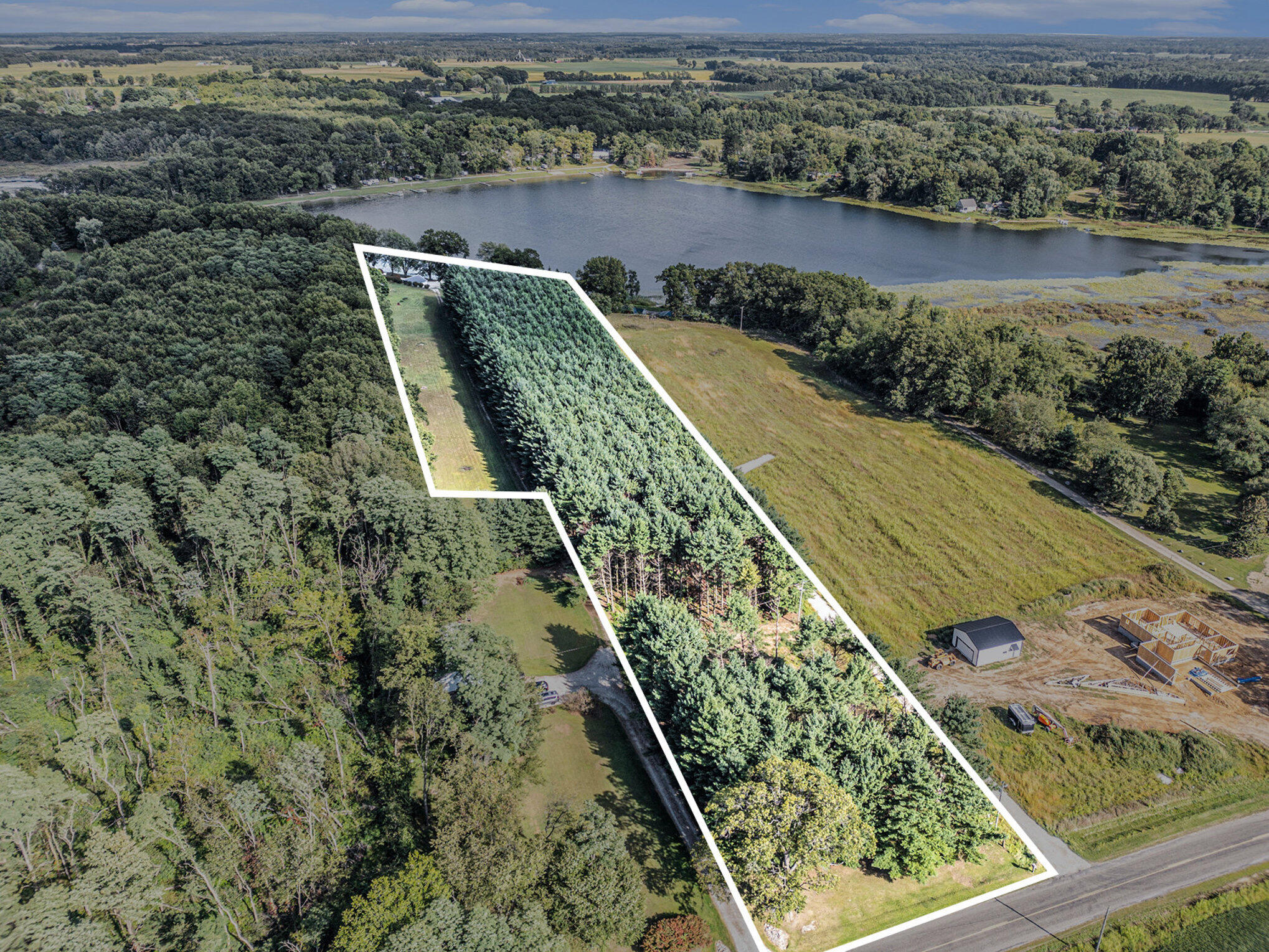 Sturgis, Michigan 49091, United States, 4 Bedrooms Bedrooms, ,2 BathroomsBathrooms,Residential,Active,205224