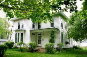Photo 1 of 1 of 300 N Grant Avenue house