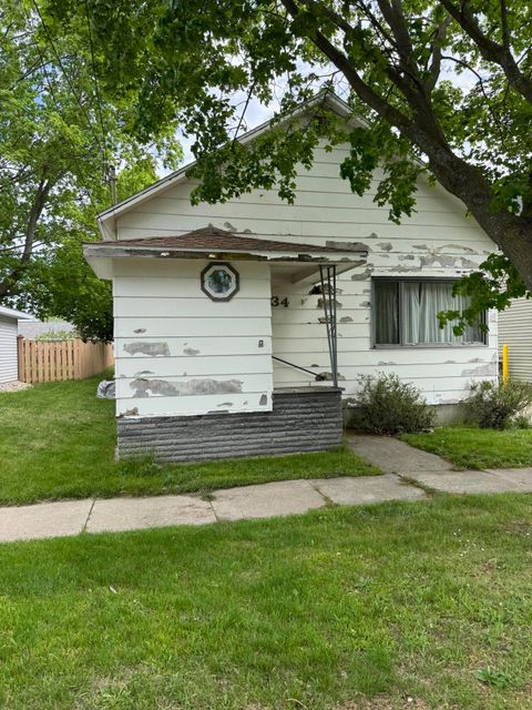Photo of 234 Saint Mary's Parkway, Manistee, MI 49660 (MLS # 26025198)