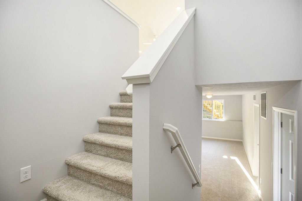 Photo of 1029 Foxglove Avenue, Vicksburg, MI 49097 (MLS # 26005681)