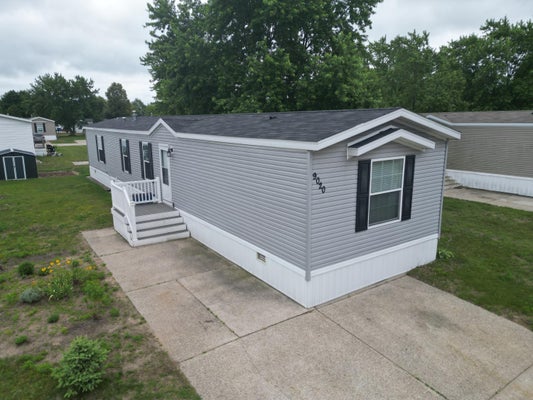 9020 FOUR WINDS LN W, WEST OLIVE, MI 49460 - Image b1c3ef7e3240152ee28195592b671e2e/591463515