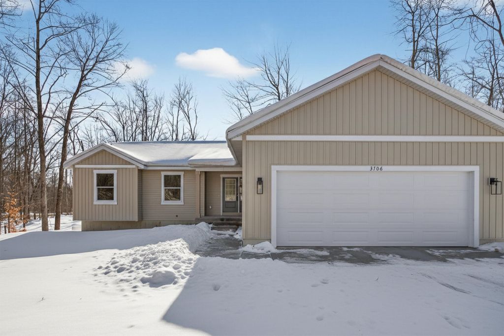 Photo of 3706 Country Court, Allegan, MI 49010 (MLS # 26005204)