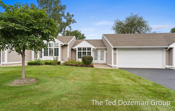 897 CLARERIDGE CT, HOLLAND, MI 49423 - Image b1fc697ac06b59e10947f93a2da5b7f2/2206590497
