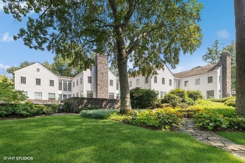 Photo for 15360 Lakeshore Road