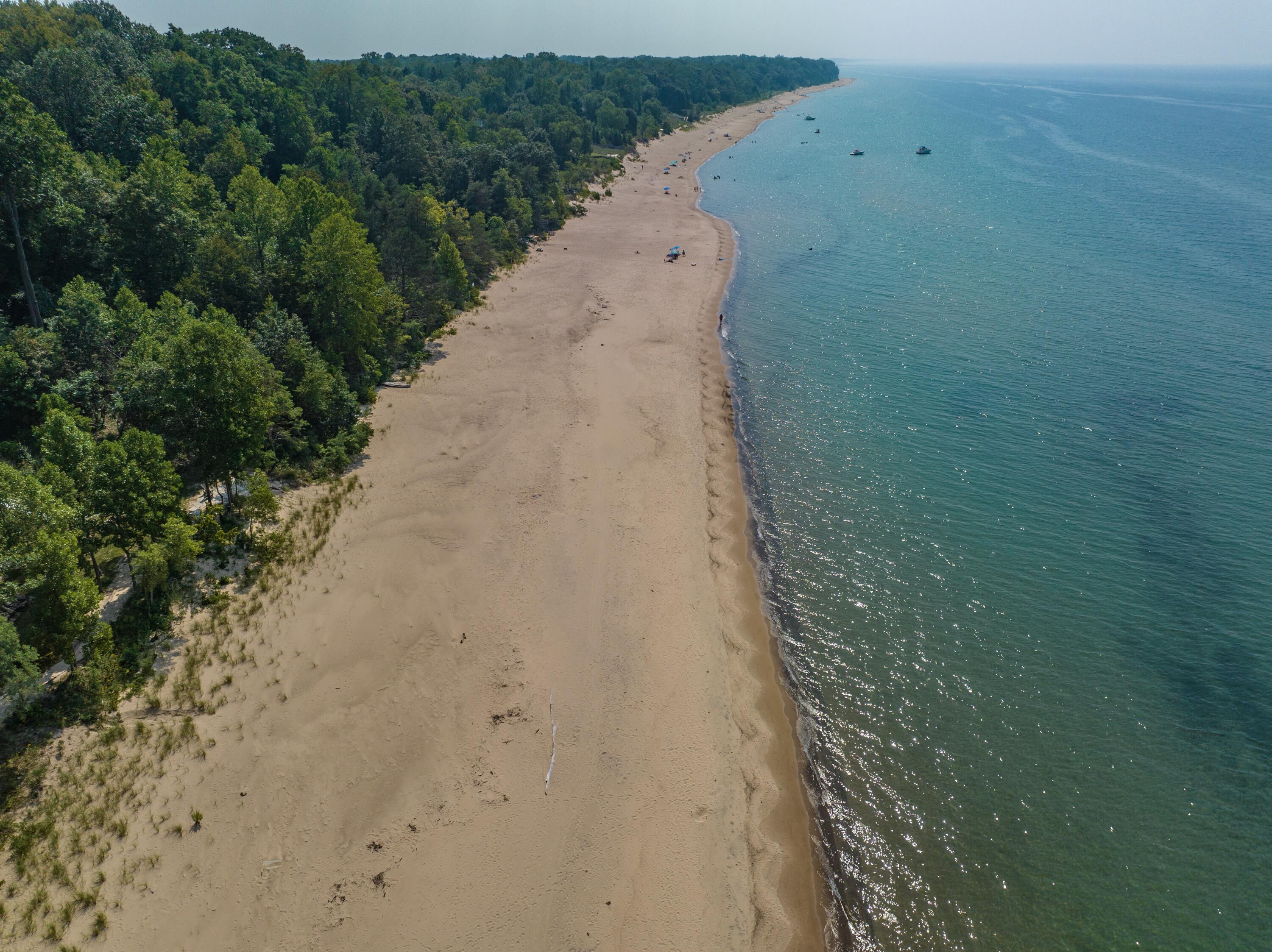 15360 Lakeshore Road