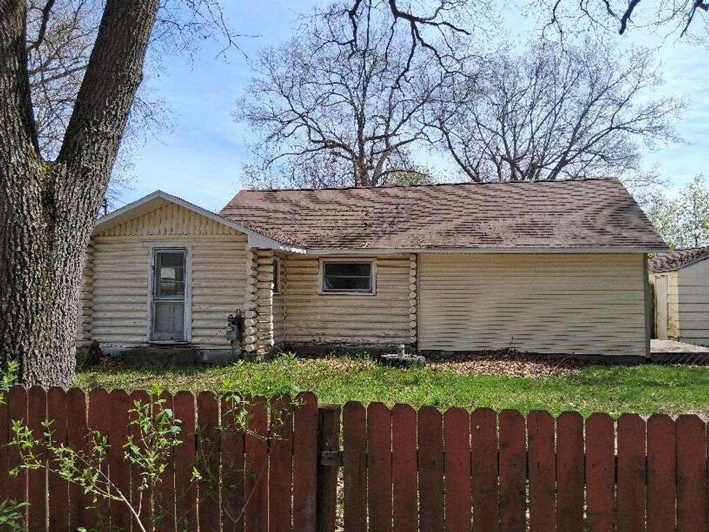 Photo of 1180 S Bolen Road, Muskegon, MI 49442 (MLS # 26002360)