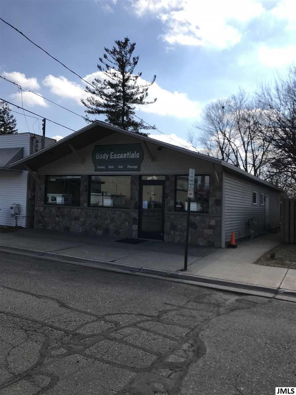 113.5 Carney St, Leslie, MI 49251 MLS 21032852 Listing Information