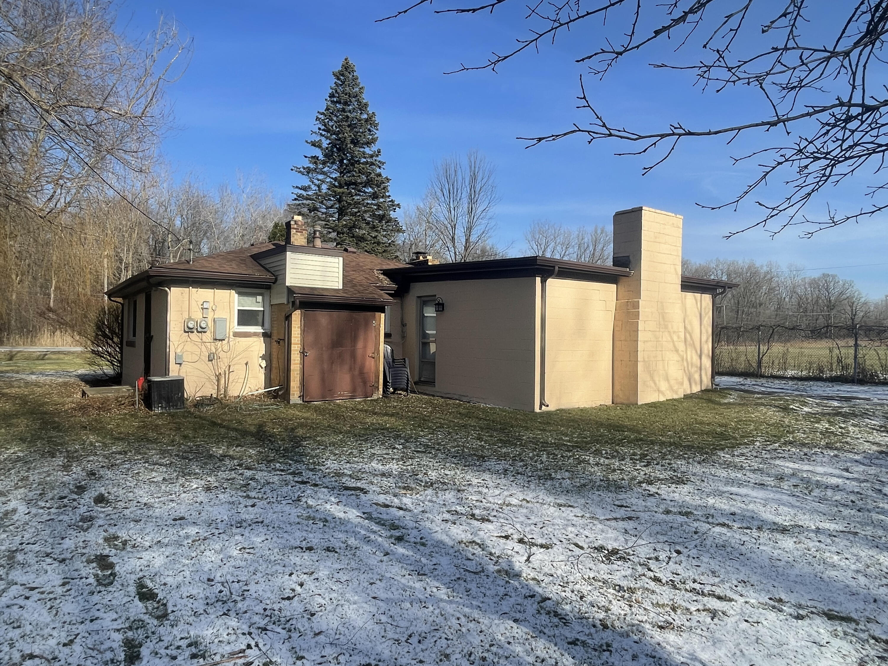 25679 Sibley Road