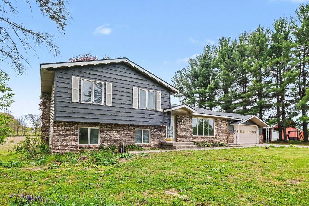 Photo of 11400 Tefft Avenue NE, Rockford, MI 49341 (MLS # 26038815)