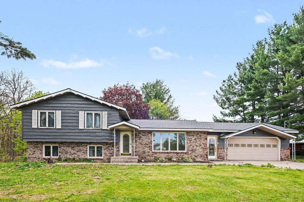 Photo of 11400 Tefft Avenue NE, Rockford, MI 49341 (MLS # 26038815)