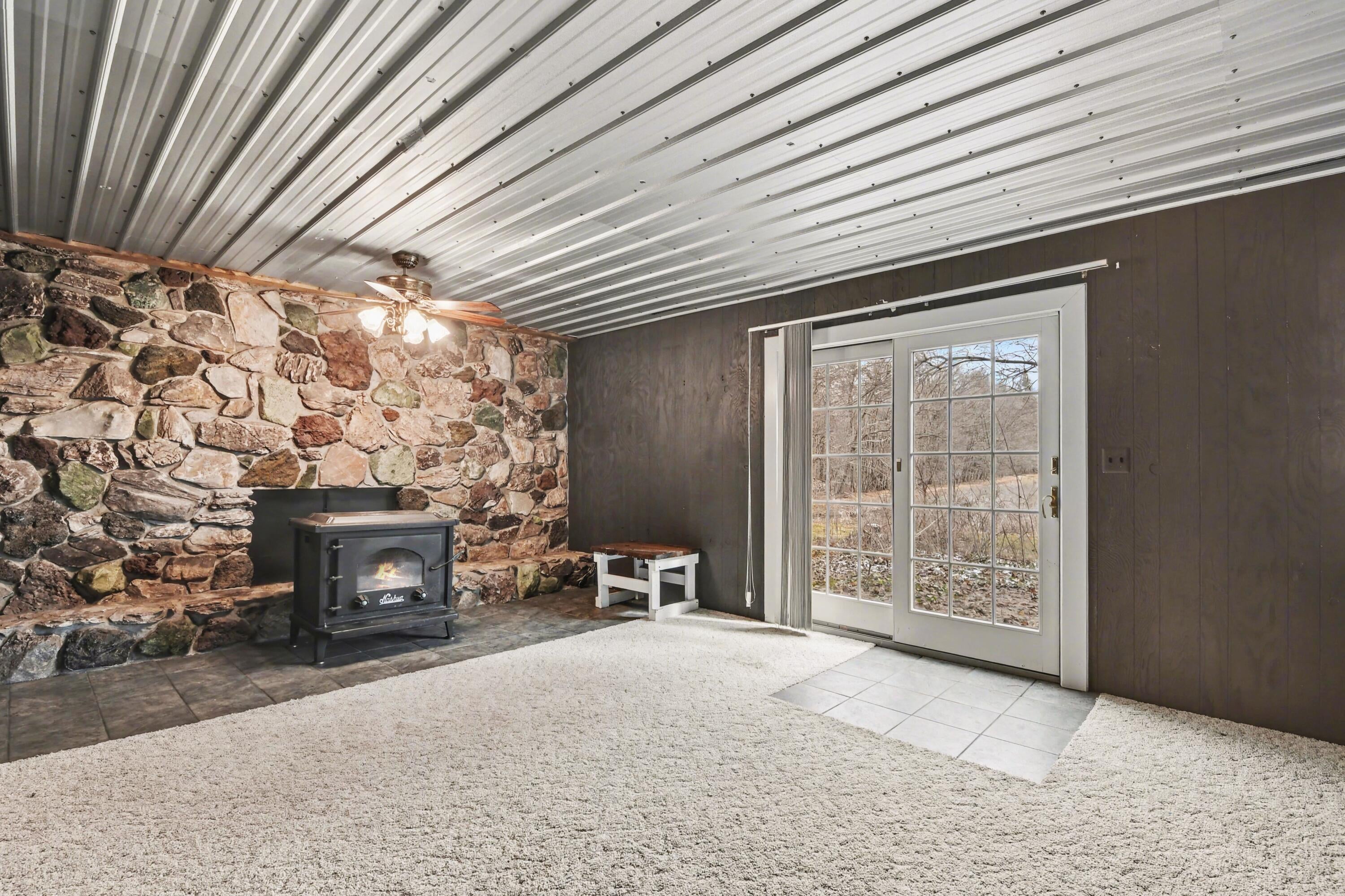 Listing 27