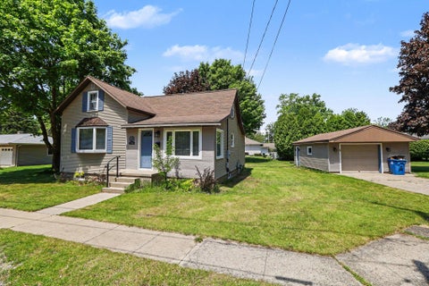 Photo of 1306 27th Street, Manistee, MI 49660 (MLS # 26025680)
