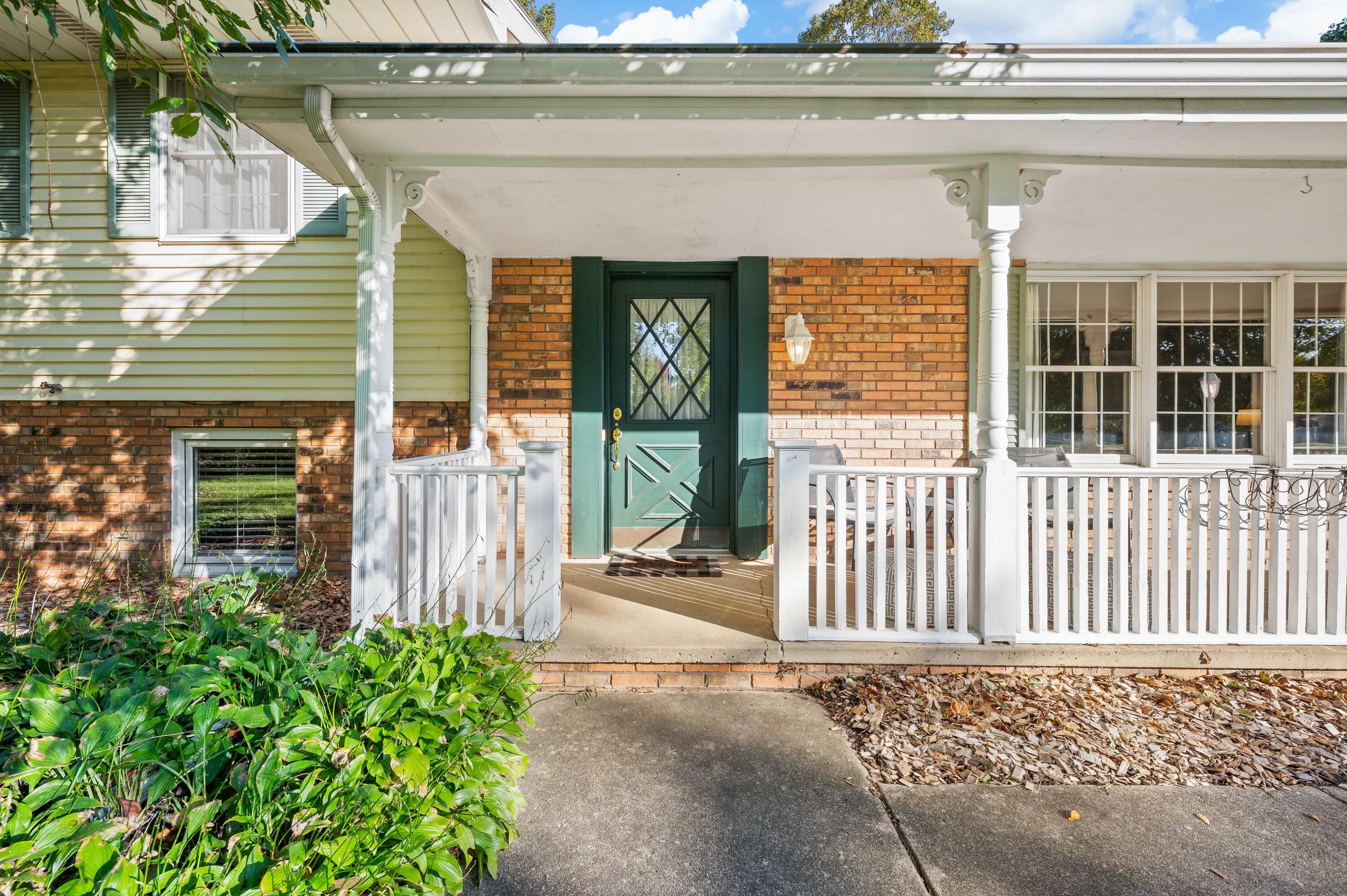 1519 Saint Joseph Circle