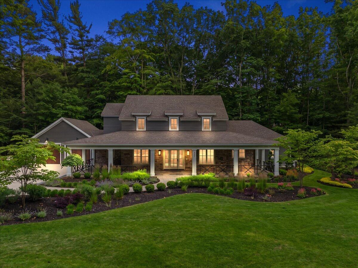 317 N Lakeshore Drive