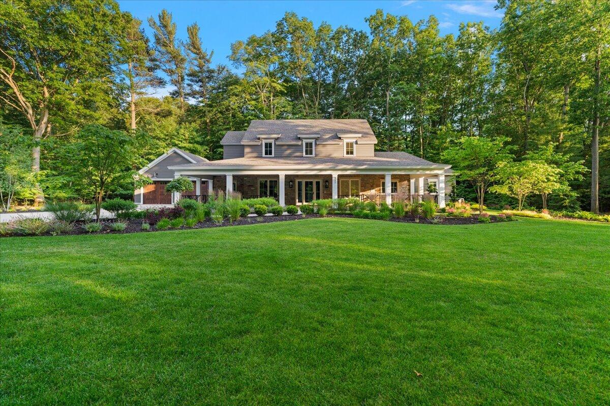 317 N Lakeshore Drive