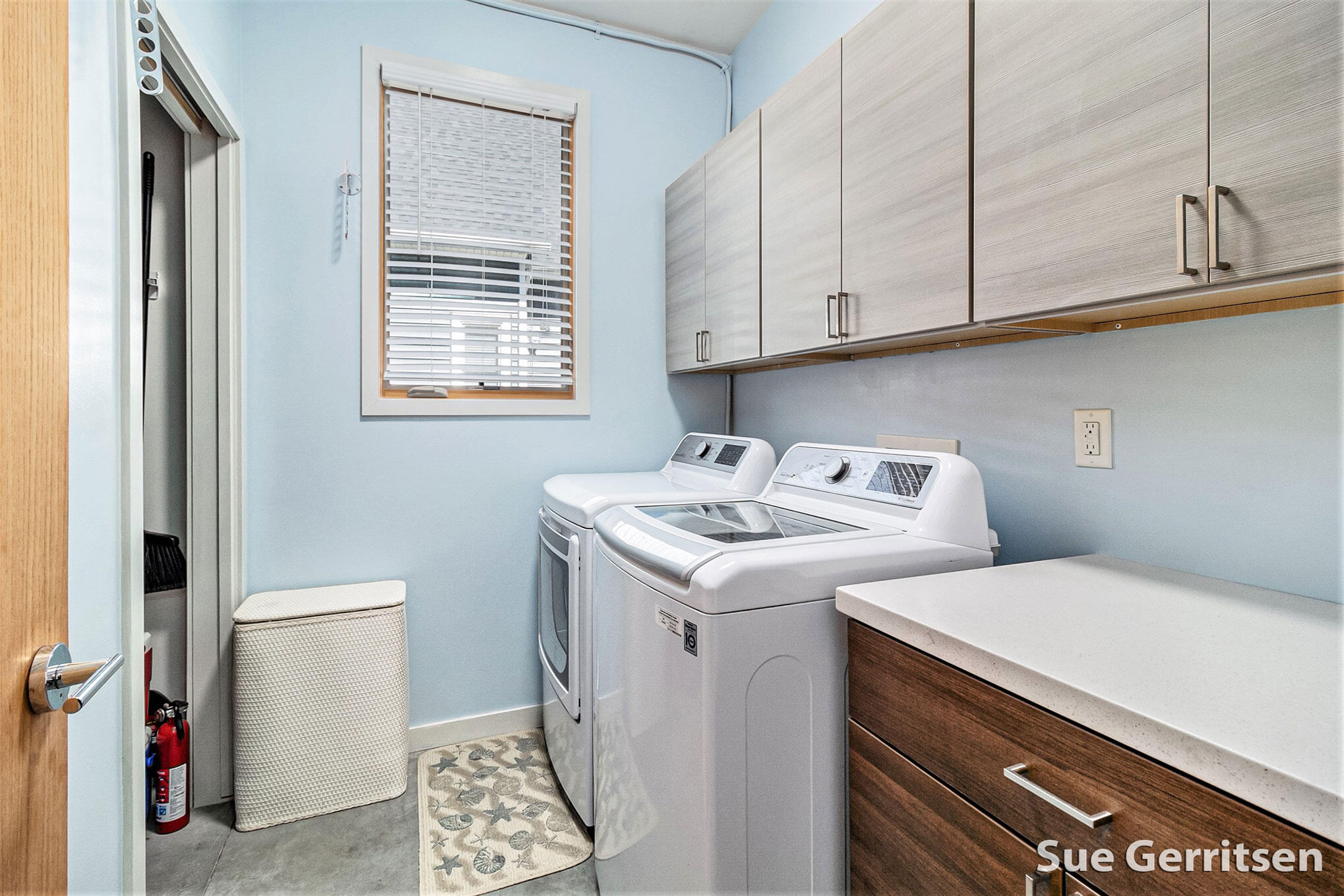 Baldwin, Michigan 49304, United States, 4 Bedrooms Bedrooms, ,2 BathroomsBathrooms,Residential,Pending,87210