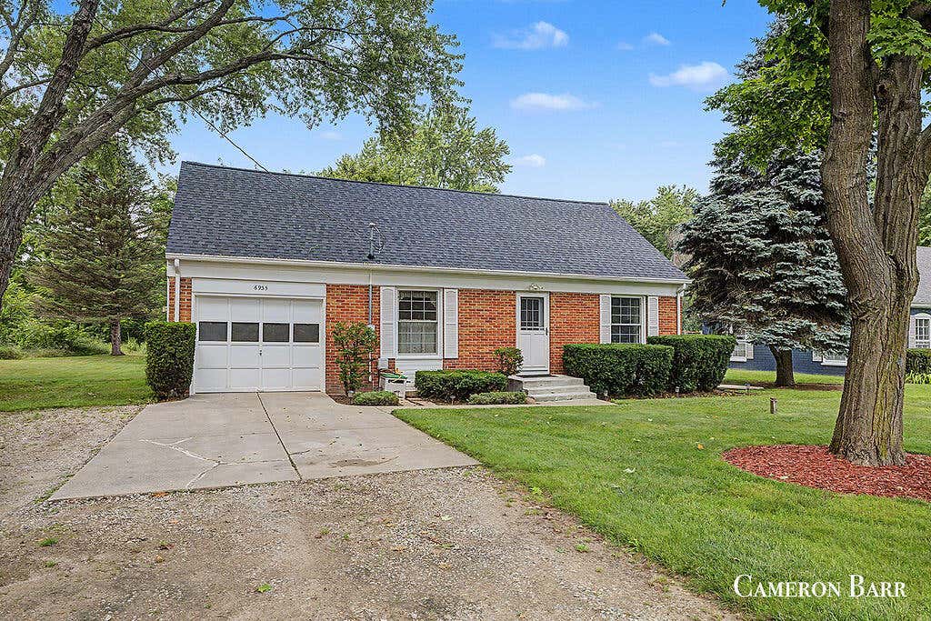 Photo of 6935 Belding Road NE, Rockford, MI 49341 (MLS # 26042312)