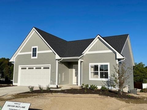 MLS: 25017898