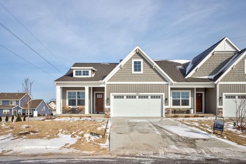 Photo of 11913 Smithfield Drive, Holland, MI 49424 (MLS # 26008161)