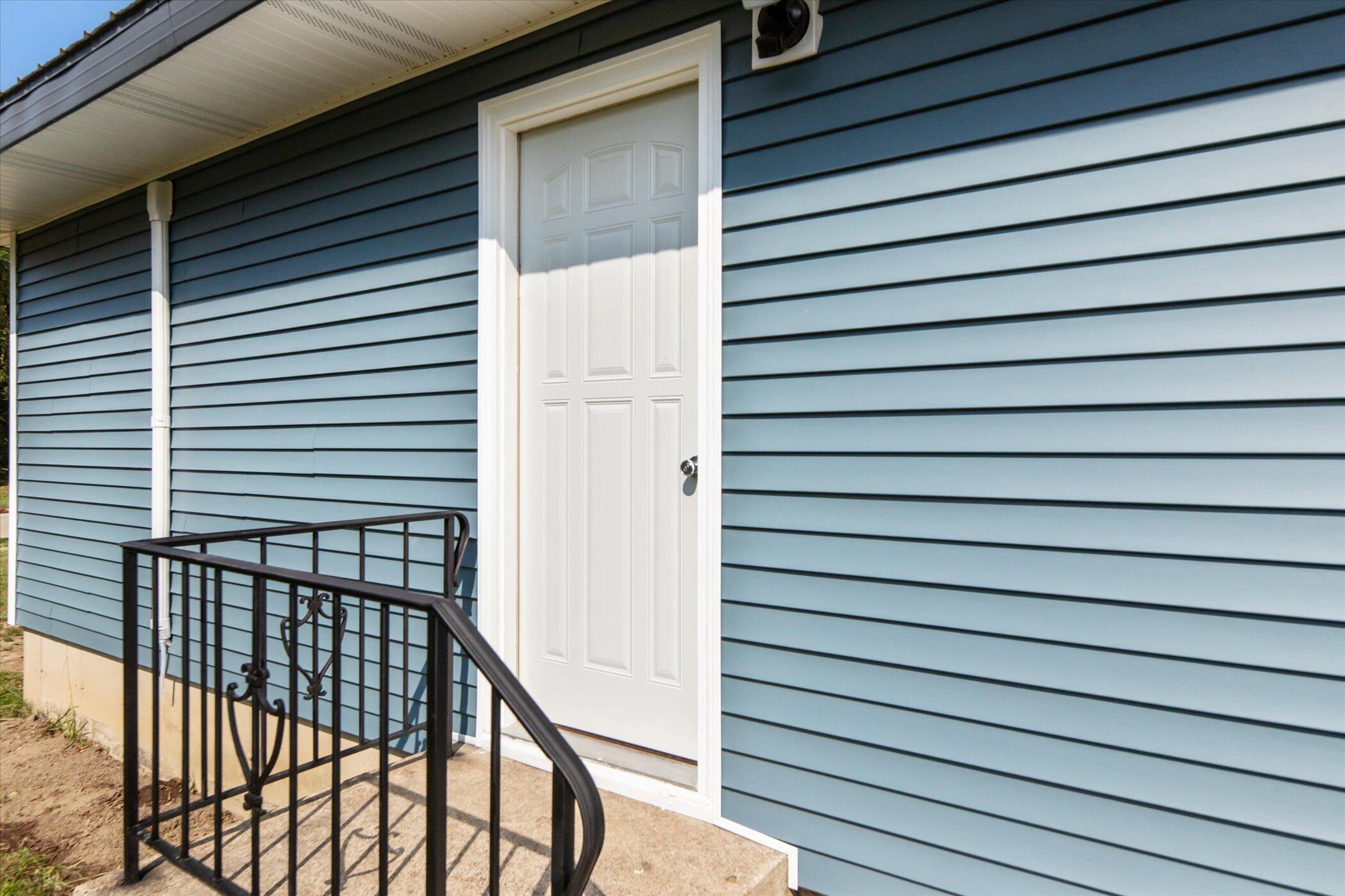 680 Waukonda Avenue