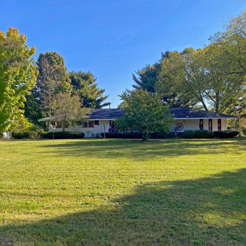 Photo of 7880 S Michigan Avenue, Rothbury, MI 49452 (MLS # 26055143)